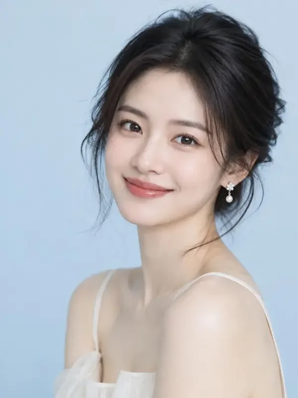 苏晚 - 看短剧网页版演员 苏晚演员写真